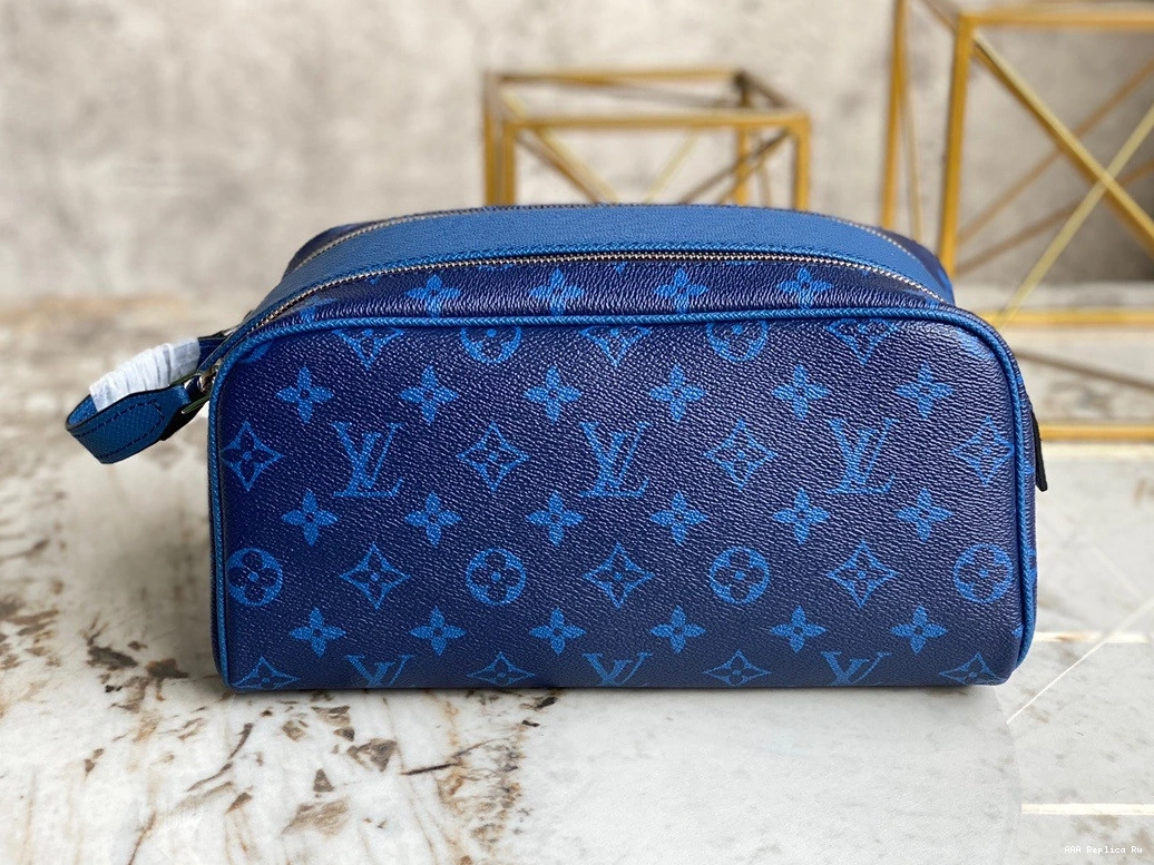AAA Replica Ru TOILET KIT POUCH VUITTON DOPP LOUIS 0725